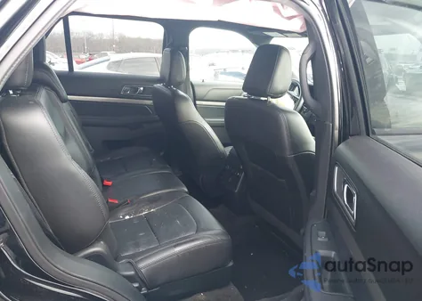 2018 Ford Explorer Xlt z USA, uszkodzony, nr VIN 1FM5K8D85JGB02705